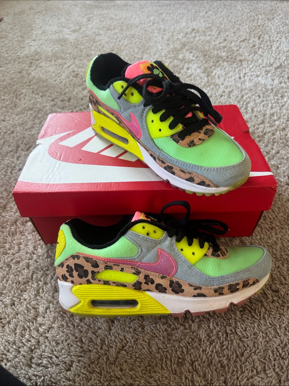 Nike AirMax 90 LX Illusion green/sunset pulse very illusion
